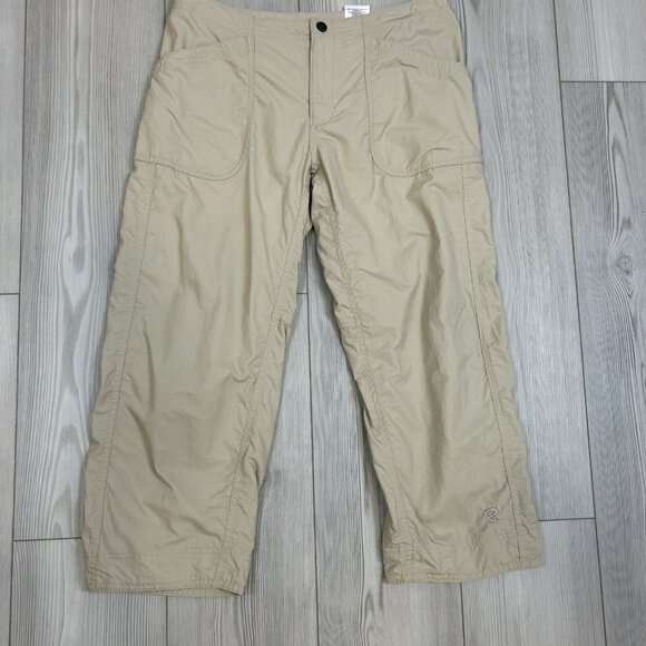 MOUNTAIN HARDWEAR Women OL1153 Khaki Cropped Hiking Capri Pants SZ 8 Zip Pocket - Picture 3 of 12